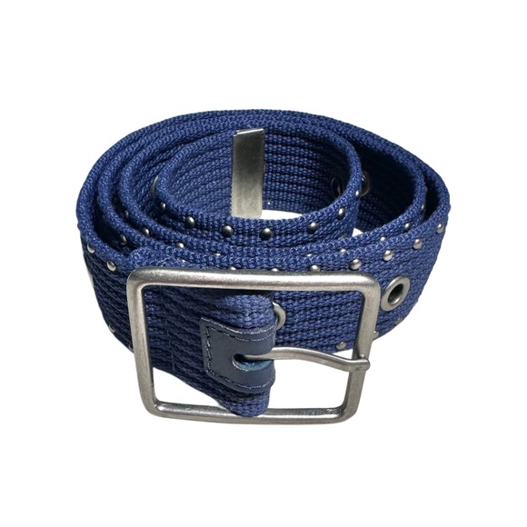 Coldwater Creek Accessories - Coldwater Creek Y2K women's navy blue belt with grommets and rivots, canvas